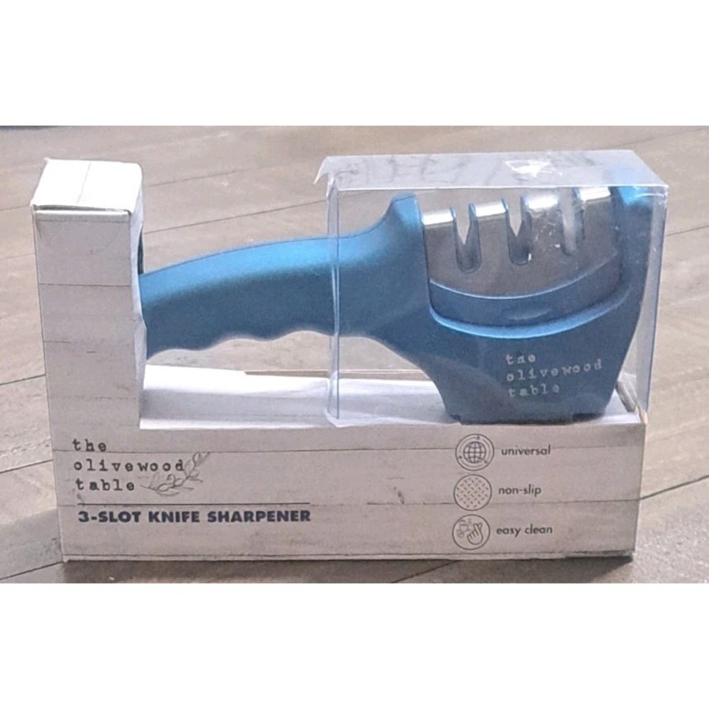 The Olivewood Table 3-Slot Knife Sharpener Blue Manual Kitchen Tool Non-Slip New